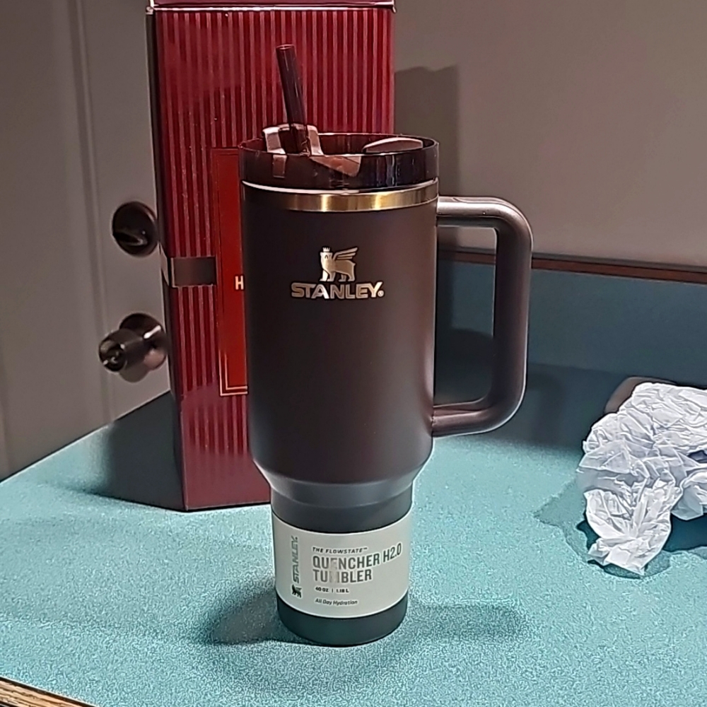 40 oz chocolate gold Stanley with box